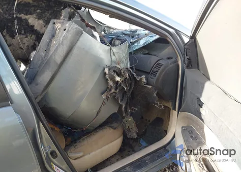 2005 Toyota Prius z USA, uszkodzony, nr VIN JTDKB20U953029553